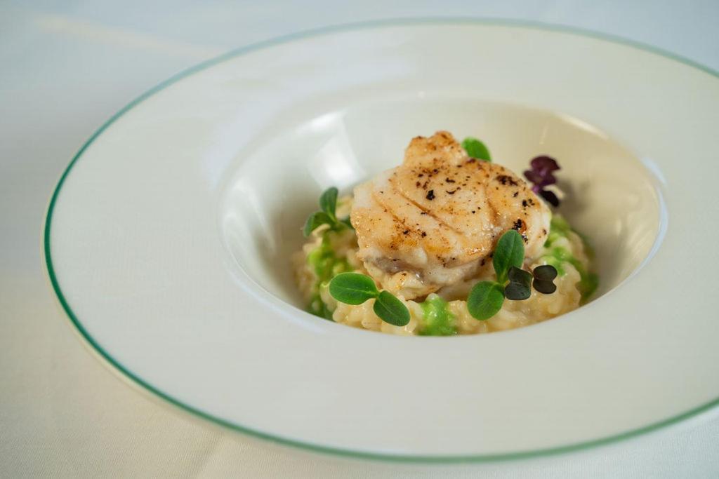 Gut Altholz Landhotel Und Restaurant Hutter Plattling Buitenkant foto